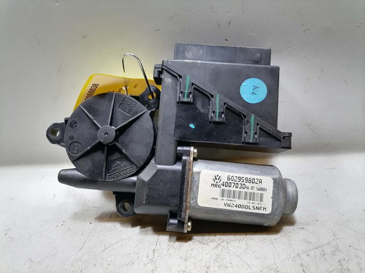 VW Polo 9N1 original Fensterhebermotor vorn links Bj.2003